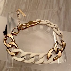 Steve Madden curb link gold tone bracelet